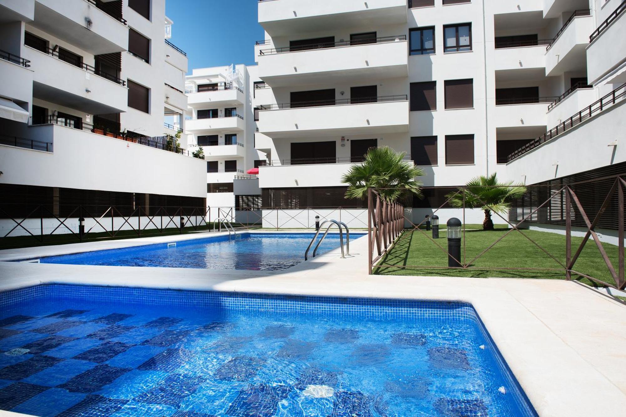 Apartment New With Big Terrace 9 Min Walk To 6 Min Supermarket